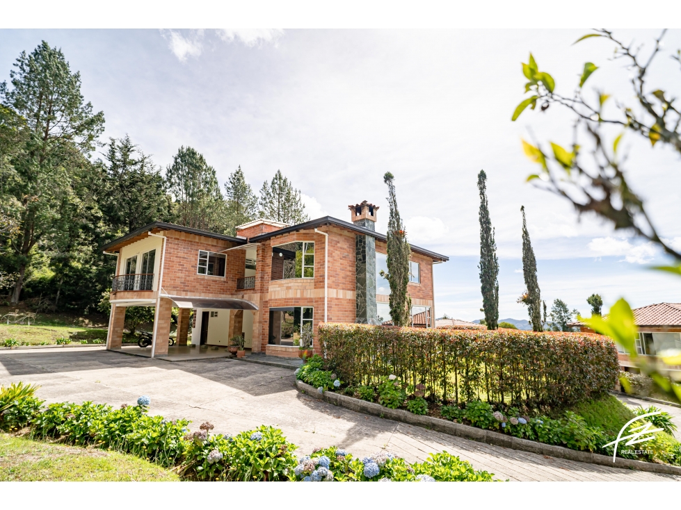 VENTA DE CASA EN ENVIGADO — foto 2