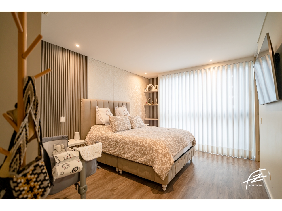 APARTAMENTO EN VENTA EN CASTROPOL, EL POBLADO MEDELLIN — foto 4