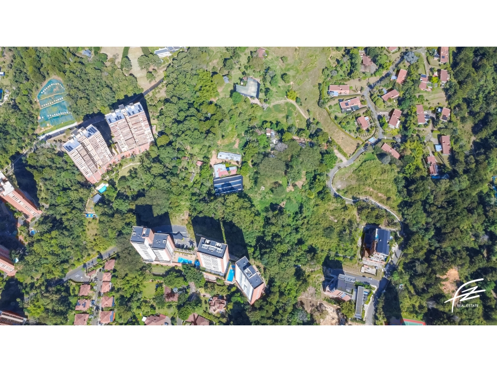 VENTA DE LOTE EN EL TESORO, MEDELLIN - 4