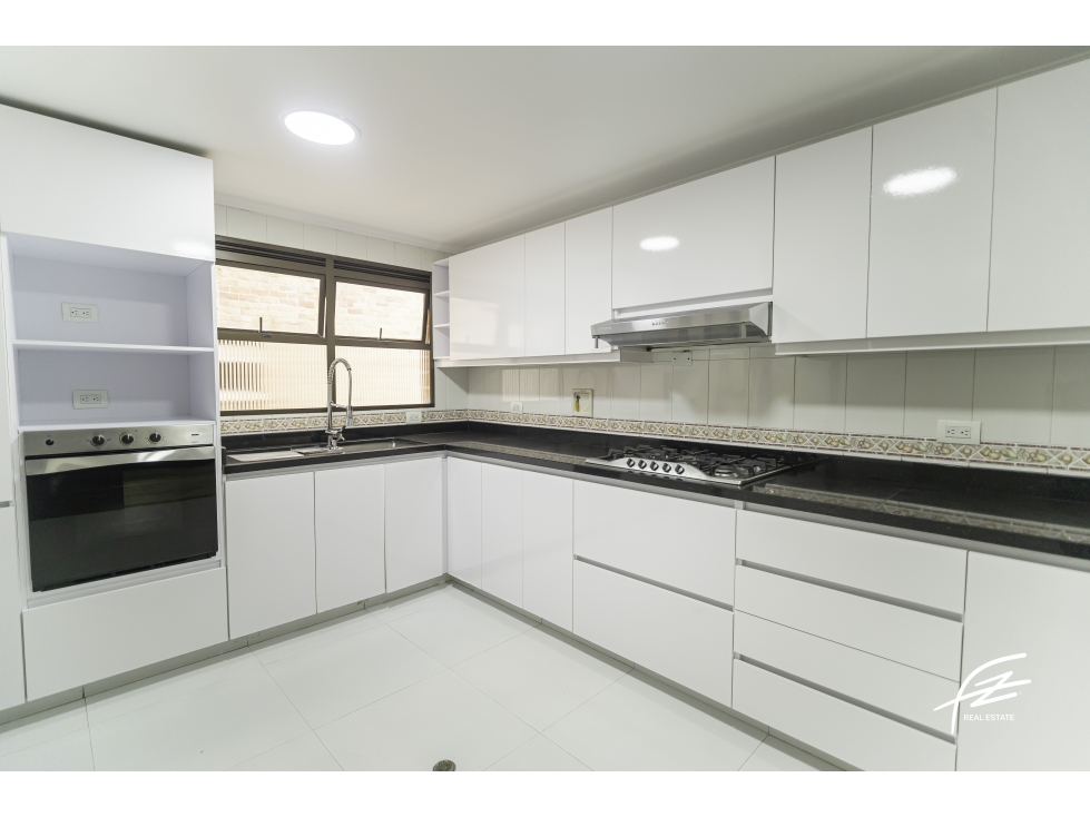 APARTAMENTO EN VENTA EN EL POBLADO, MEDELLÍN — foto 5