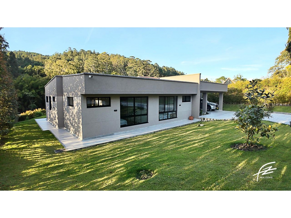 CASA CAMPESTRE EN VENTA EN LLANO GRANDE, ANTIOQUIA — foto 2