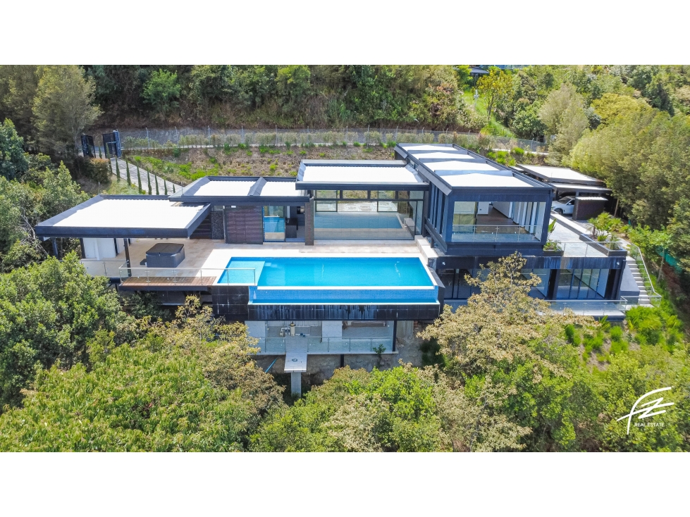 VENTA DE CASA DE LUJO EN NORTEAMERICA, ANTIOQUIA — foto 4