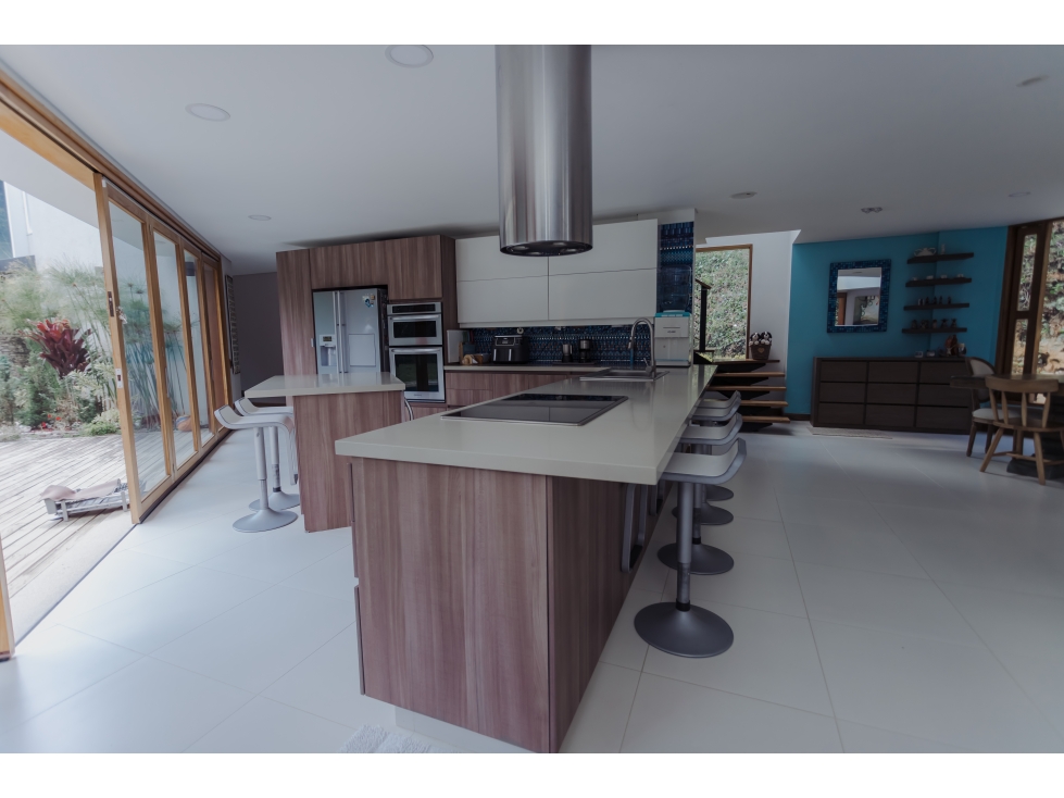 CASA CAMPESTRE EN VENTA EN LA LOMA DEL ESCOBERO, MEDELL — foto 4