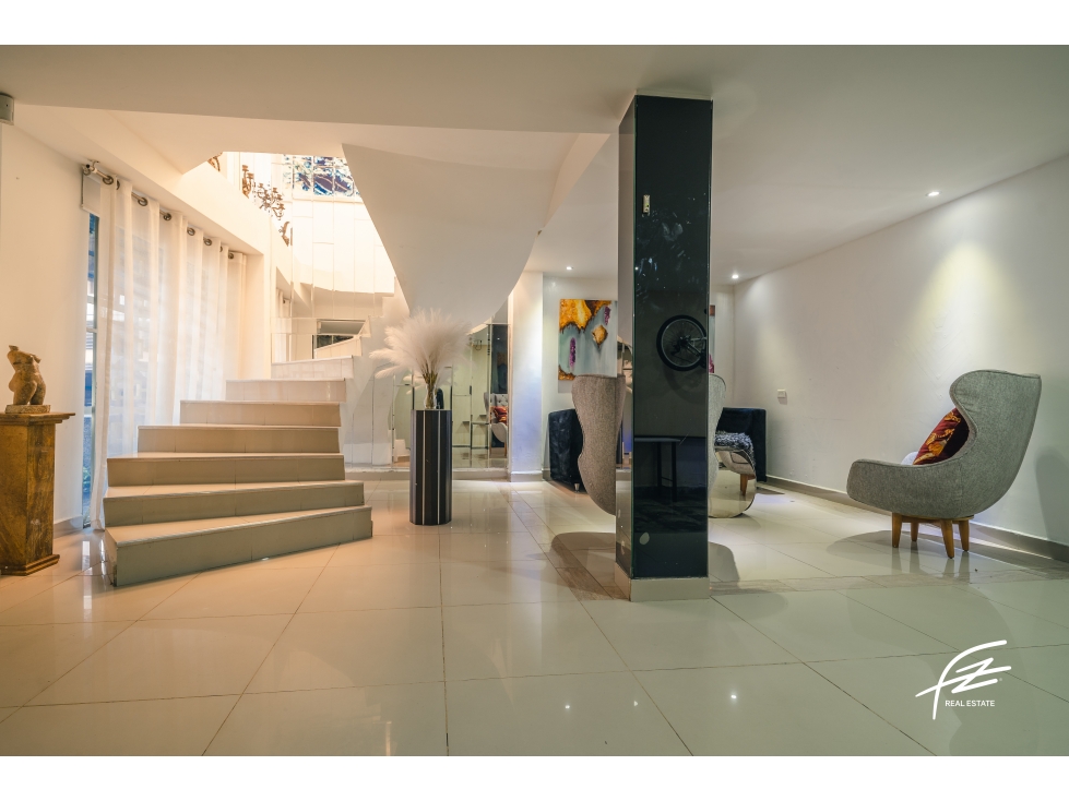 CASA EN VENTA EN LAURELES, MEDELLÍN — foto 3