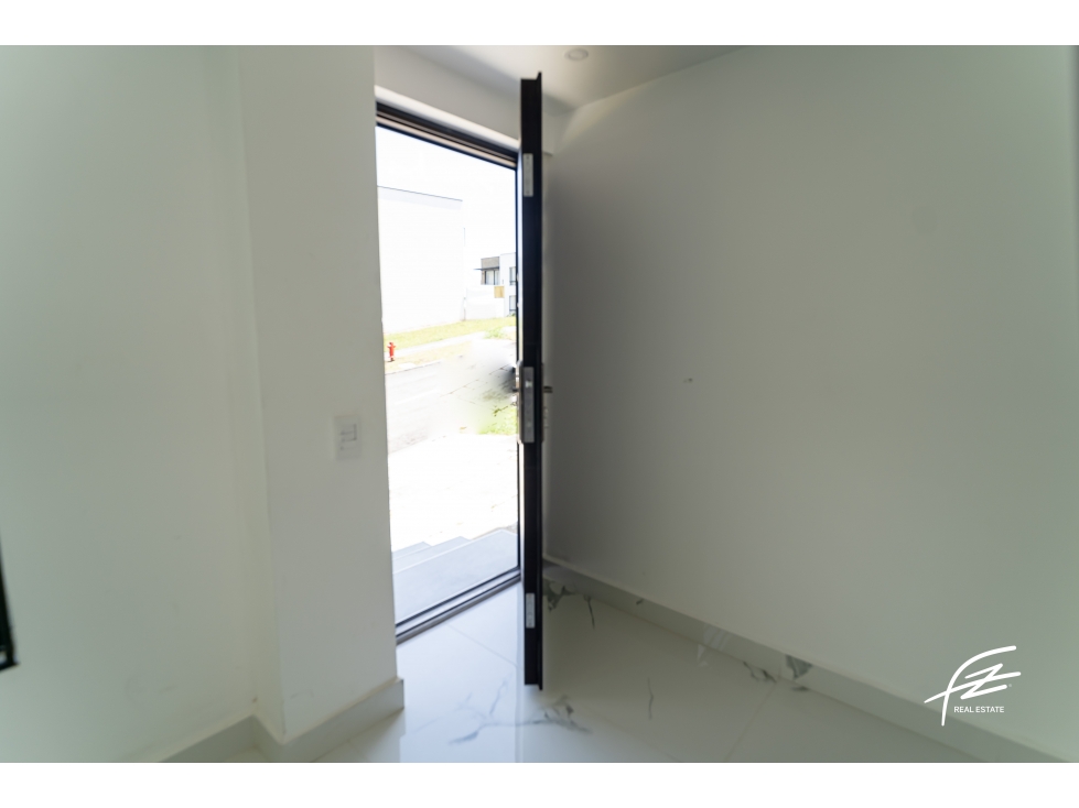 CASA EN VENTA EN LLANOGRANDE, ANTIOQUIA — foto 6