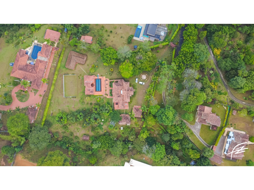 FINCA DE RECREO EN VENTA, COPACABANA ANTIOQUIA