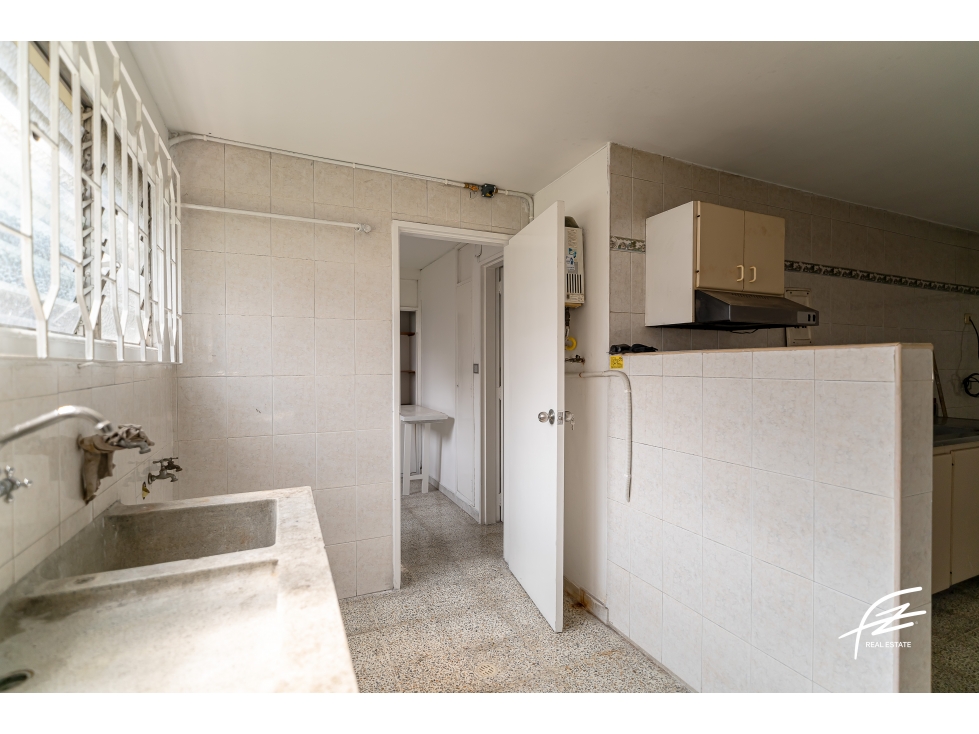 APARTAMENTO EN VENTA EN CONQUISTADORES, MEDELLIN — foto 6