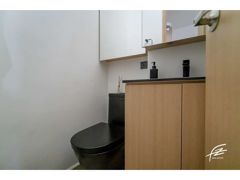 OFICINA EN VENTA EN EL POBLADO, ANTIOQUIA — foto 6