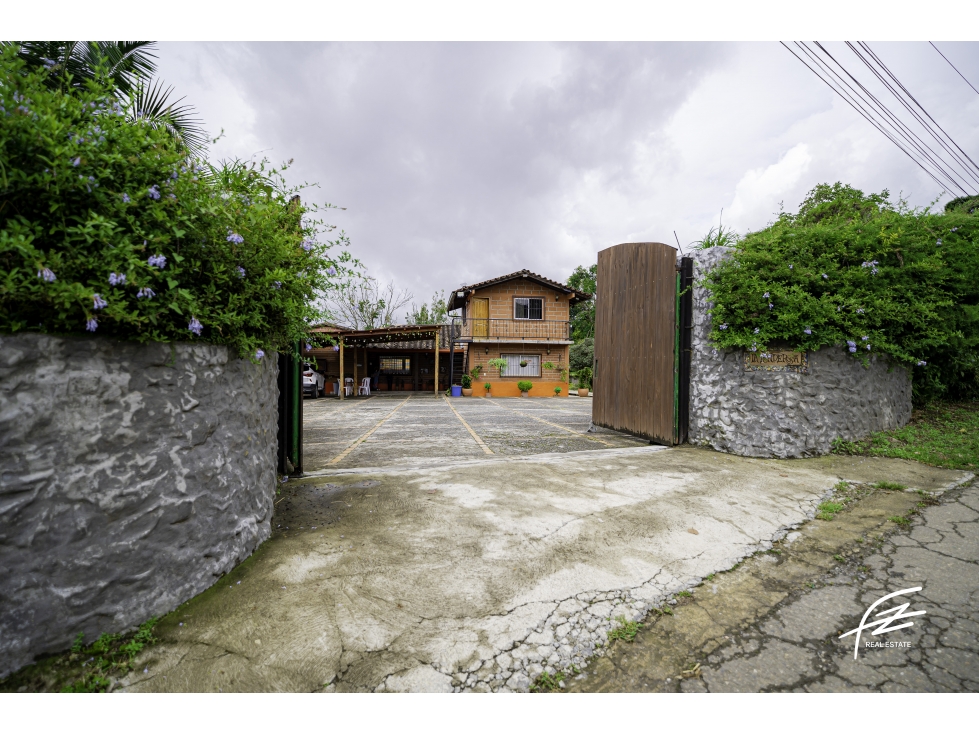 FINCA EN VENTA EN RIONEGRO, ANTIOQUIA
