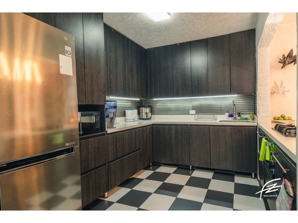 CASA EN VENTA EN LAURELES, MEDELLÍN — foto 5