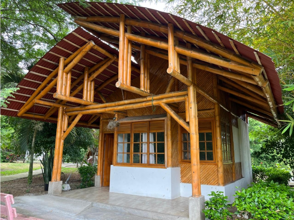 Vendo terreno que incluye hosteria al pie del mar en Ayampe Ecuador - 3