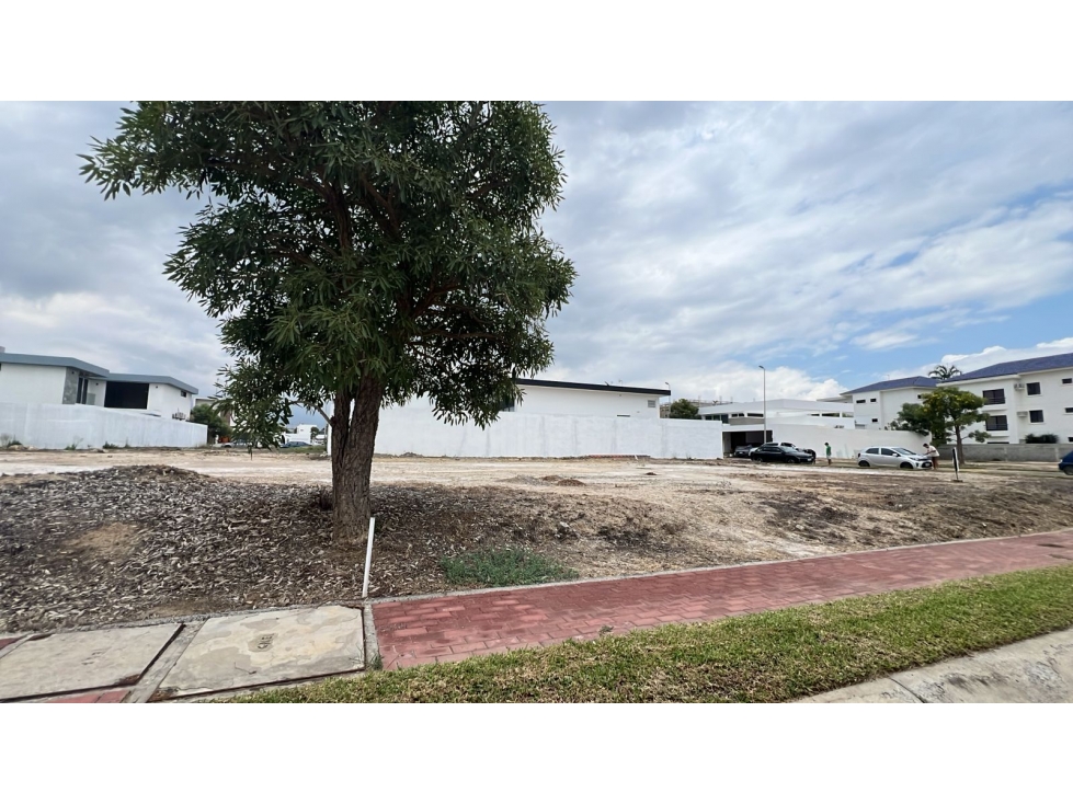Vendo terreno en la urbanizacion privada Marenostro ruta del spondylus - 5