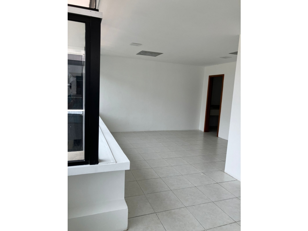 Alquilo oficina comercial en torres del norte Guayaquil - 5