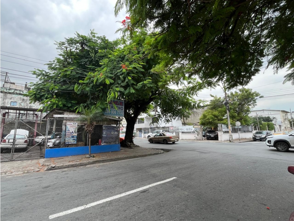 Vendo terreno esquinero uso comercial en centro de Guayaquil — foto 3