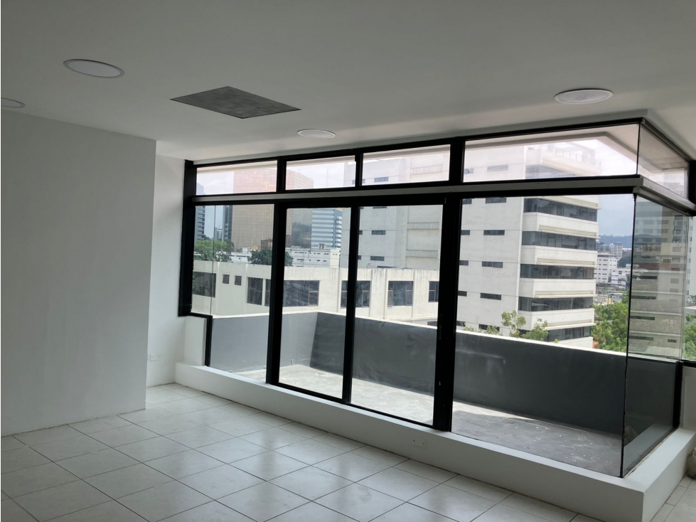 Alquilo oficina comercial en torres del norte Guayaquil - 4