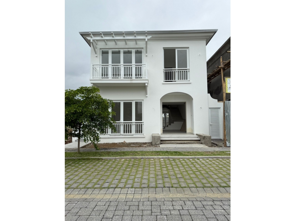 Vendo casa de estreno con piscina en Aires Norte Samborondon — foto 4