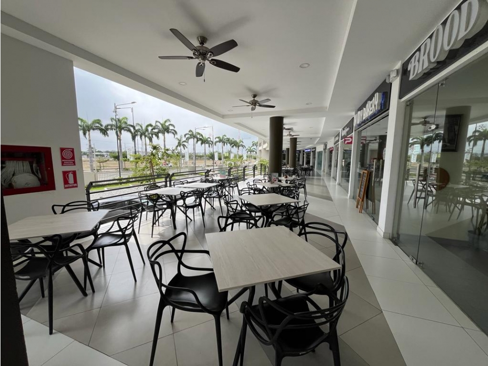 Vendo local comercial en Vizcaya Plaza Sambrondon - 6