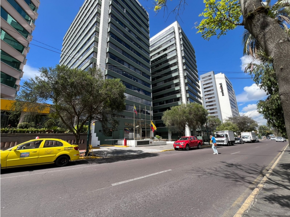 Vendo propiedad comercial en la avenida 12 de octubre en Quito — foto 3