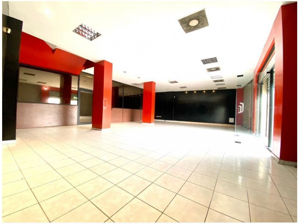 Local comercial en Avenida Francisco de Orellana norte de Guayaquil - 2