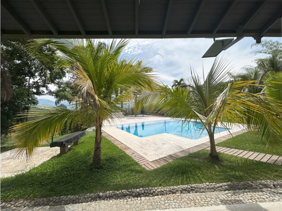 VENTA DE FINCA EN VENECIA SUROESTE ANTIOQUEÑO