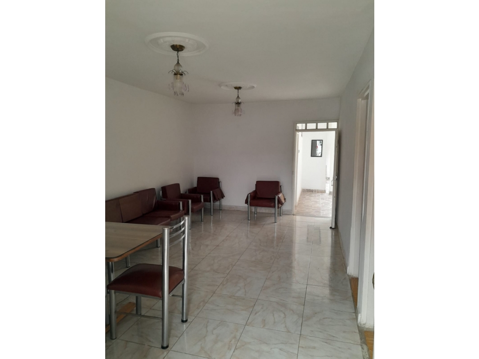 Venta Casa Vehicular de 217 Mts2, El Guabal, Sur de Cali. 13041.1