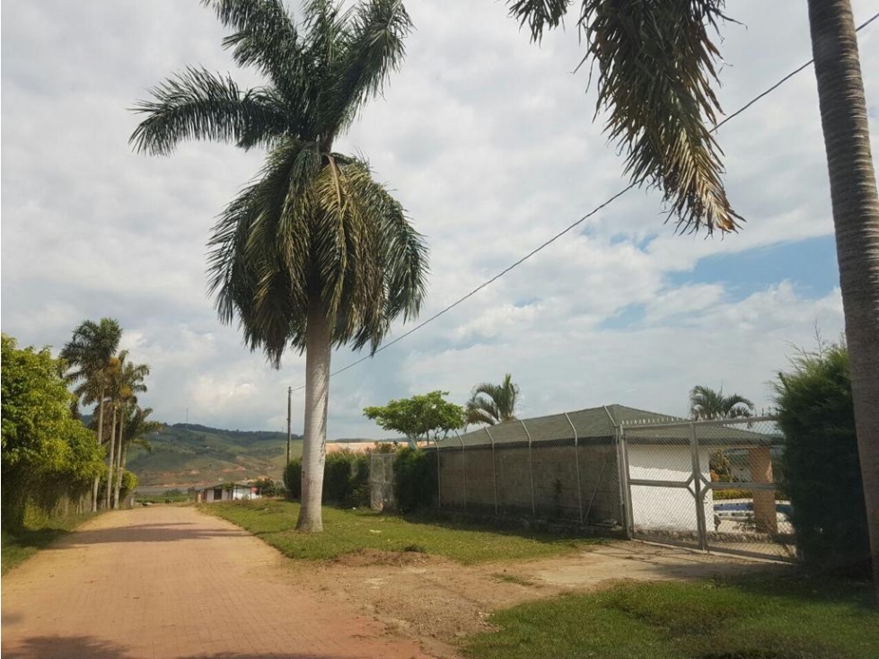 Venta de Lote en Parcelación de 500Mts2 Lago Calima, Darien 7018. - 5