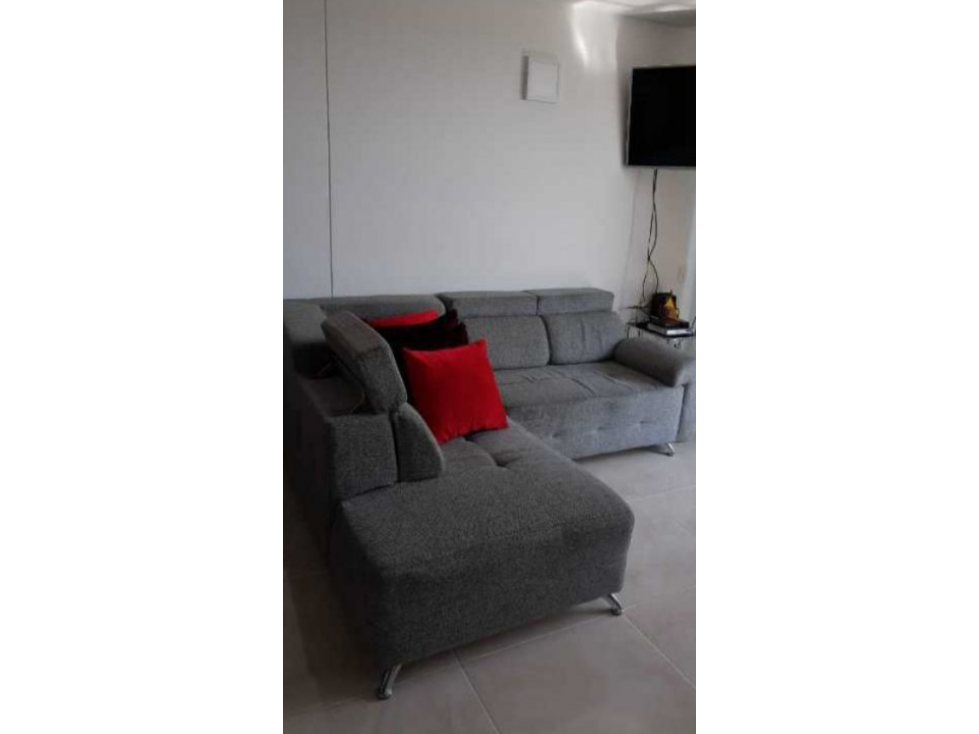 Venta Apartamento de 70 mtrs2 Prados del Norte, Norte de Cali. 3044-1 — foto 2