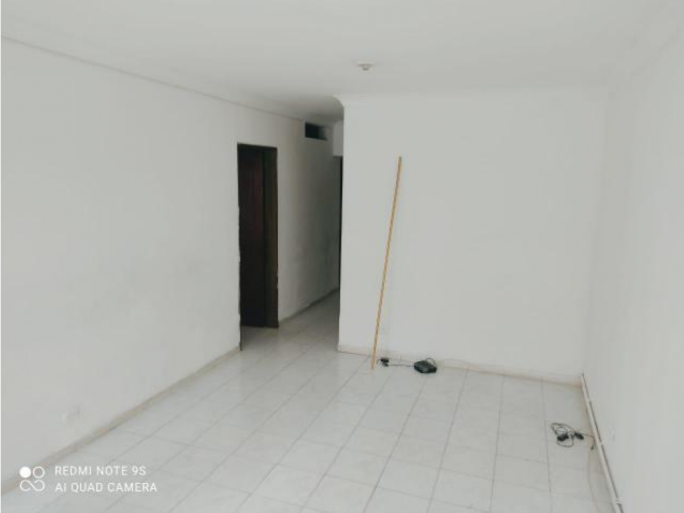 Venta Casa Trifamiliar La Nueva Base, Norte de Cali, 4582-1