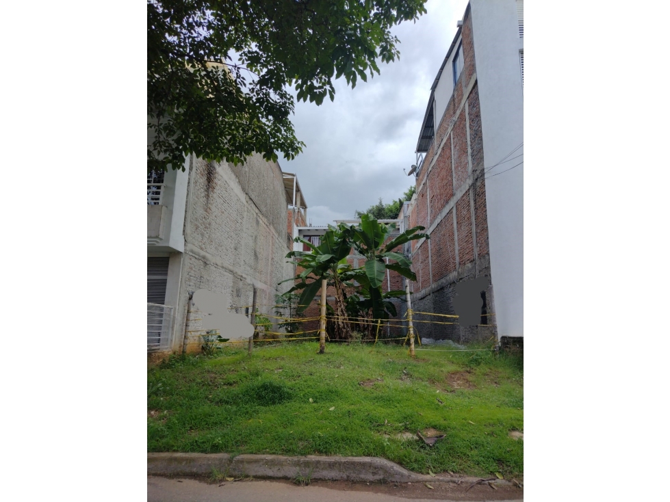 Venta Lote de 184Mt2 en La Hacienda, Sur de Cali 7404-1