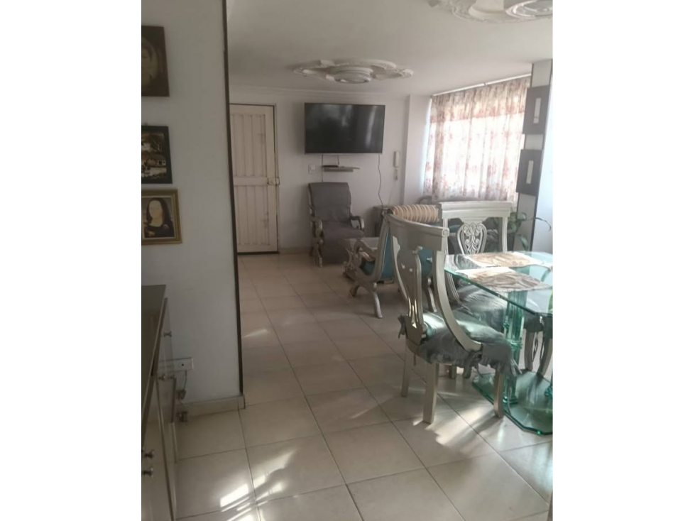 Venta apartamento 78mts2 en Los Álamos. Norte Cali 14843-1 — foto 2