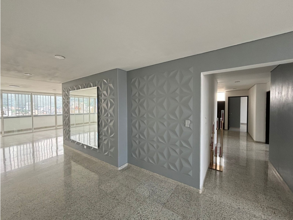 Venta Apartamento 245mtr2 Versalles, Norte de Cali. 12068-2