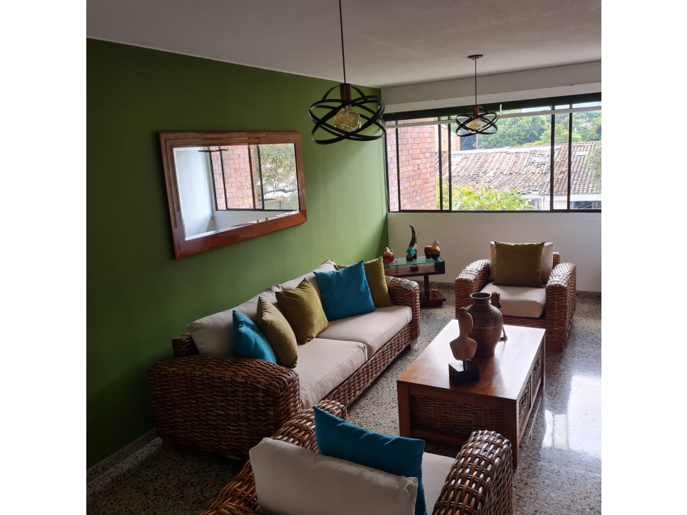 Venta Apartamento de 199mts2 en La Flora, Norte de Cali. 8044-1