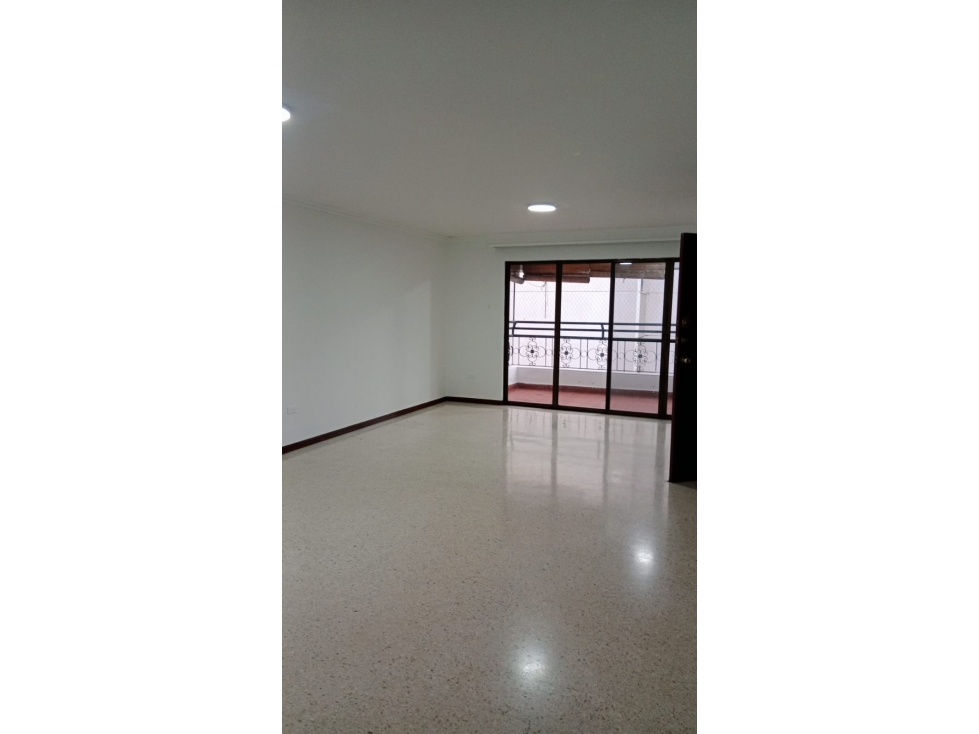 Venta Apartamento 137mts2 en Aguacatal, Oeste de Cali. 15086-1