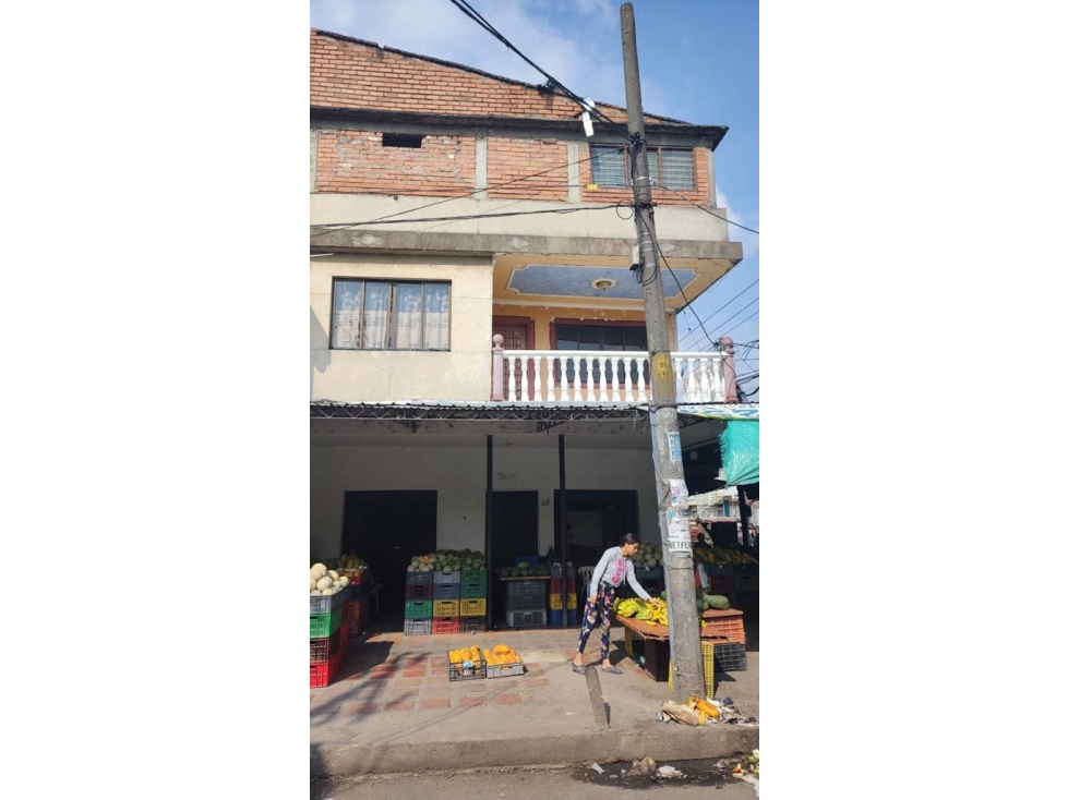 Venta de Casa Multifamiliar de 350mtrs2 en Santa Elena Cali 9618. — foto 5