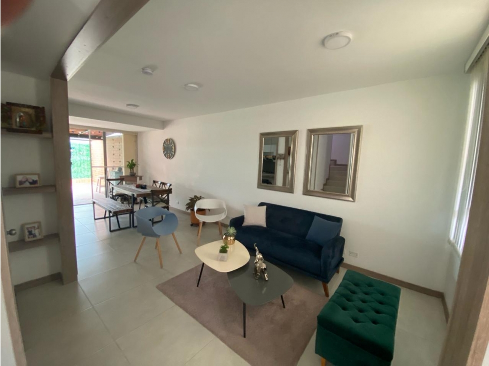 Venta Casa en Condominio 114mts2, en Alfaguara, Jamundí 11443.