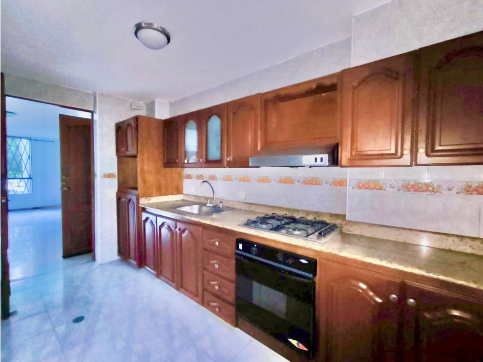 Venta Apartamento 105mts2 en La Flora, Norte de Cali 14806-1