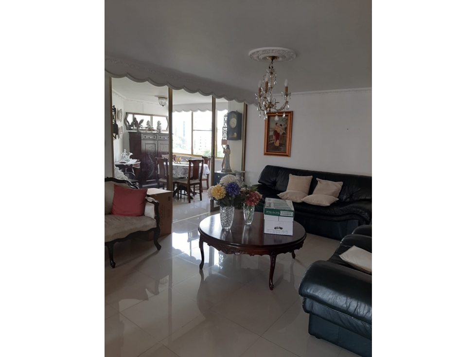 Venta Apartamento 183.27Mt2 en Granada, Oeste de Cali 8007-2