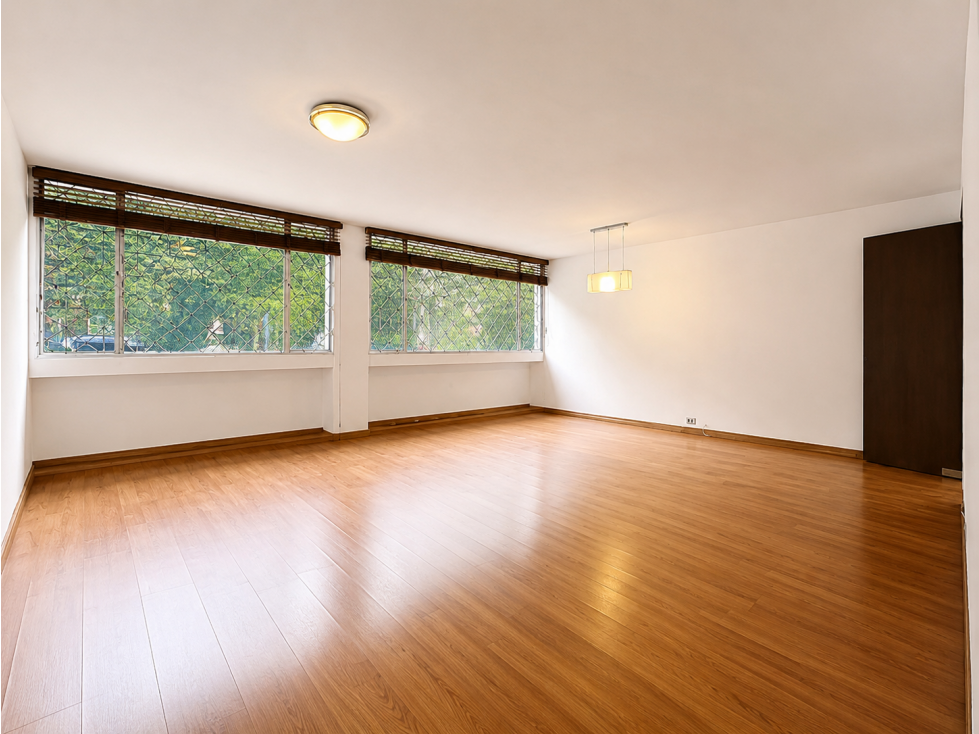 Apartamento en El Nogal para remodelar — foto 2