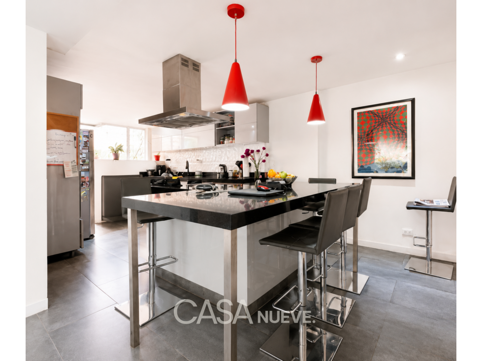 (VENTA) Apto Chicó Refugio para remodelar — foto 3
