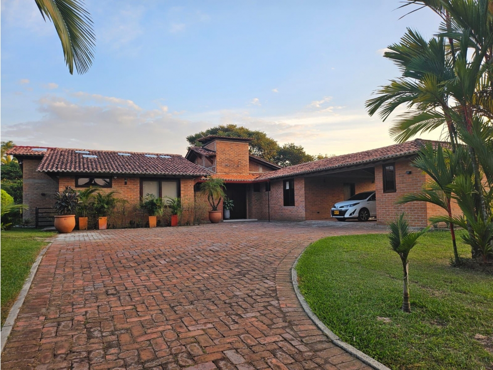 Venta Apartamento 2457 Mts2, Cerritos, Oeste de Pereira.18-2S1