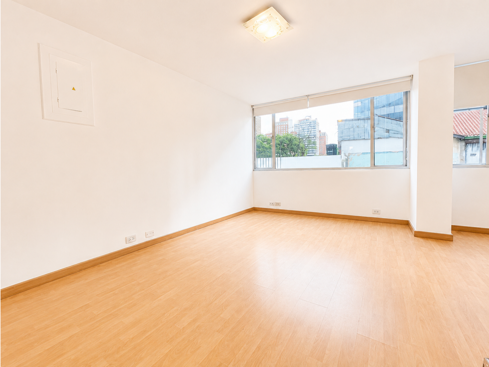 Apartamento en El Nogal para remodelar — foto 4