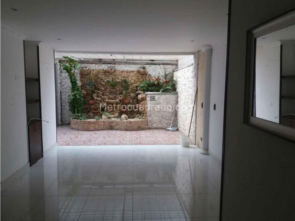 Venta de Apartamento Santa Isabel, Oeste de Cali, 4111-1