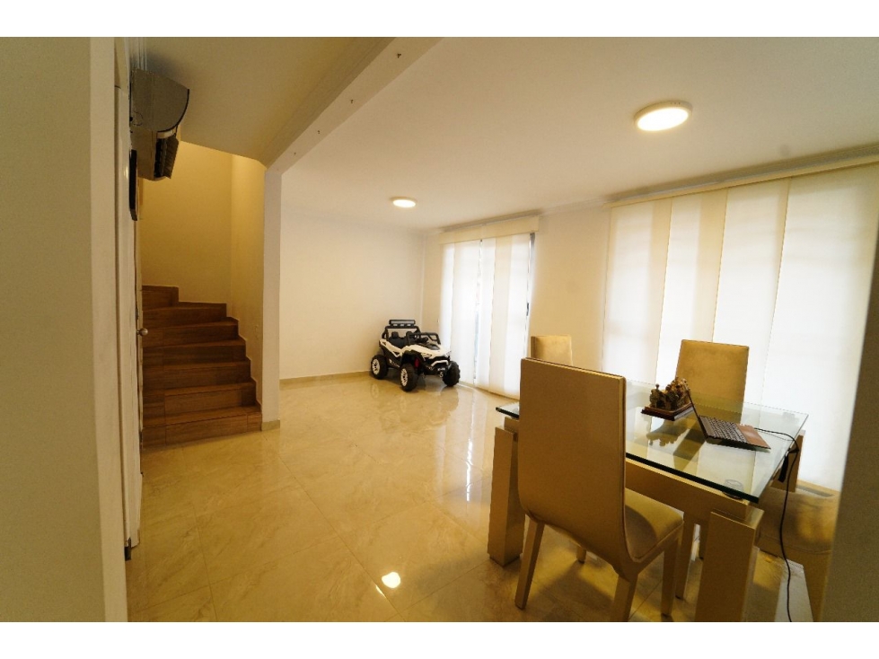 Venta casa condominio 102Mts2 La Hacienda, sur de Cali 13560-1