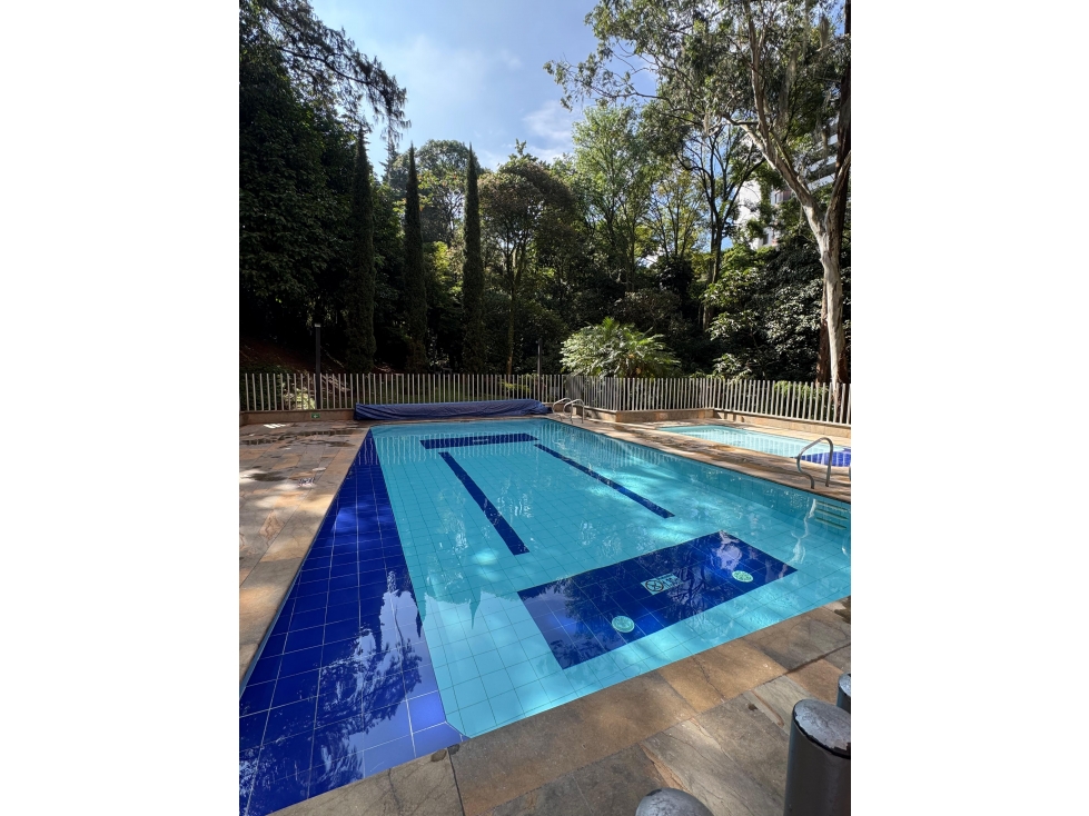 Alquiler apartamento Poblado San Lucas amoblado y amplio
