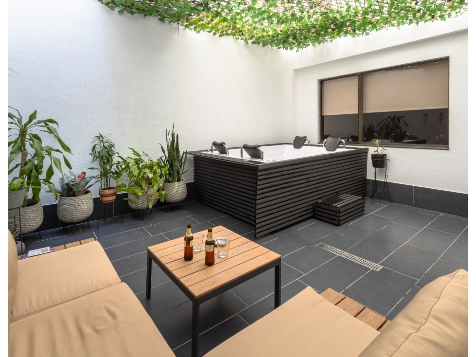 Renta Apartamento Amoblado en Medellín, La 70