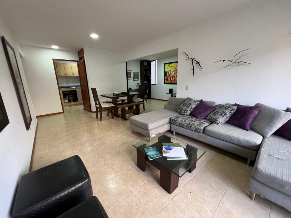 Arriendo Apartamento POR MES Amoblado en Medellín, El Poblado, Oviedo