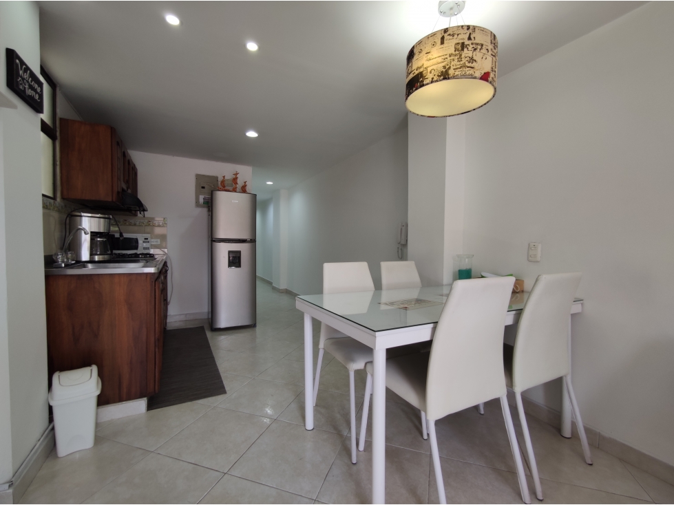 Apartamento en arriendo en Envigado, sector Primavera cerca al Viva