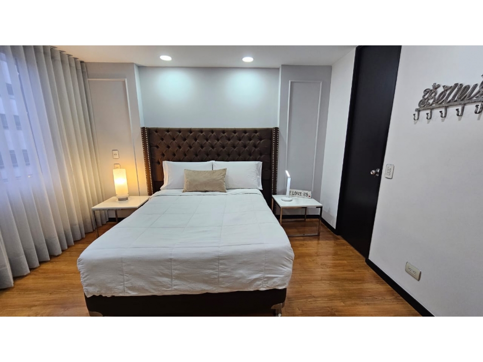 Alquiler apartamento en Medellin, el poblado, Ciudad del Río — foto 6