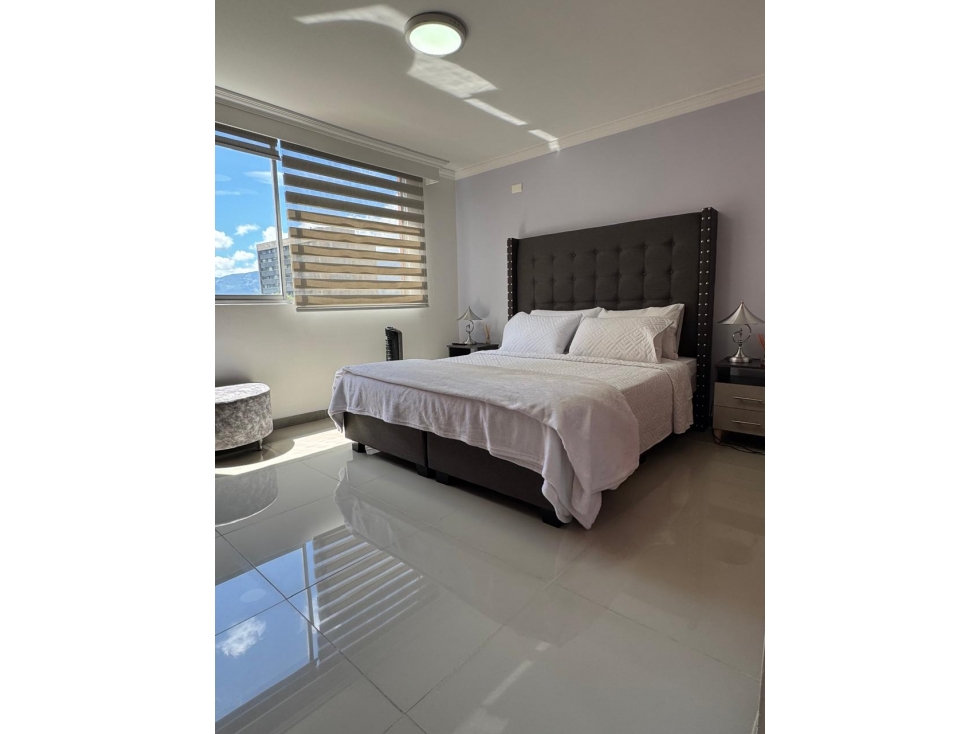 Renta apartamento Amoblado POR MES en Medellin, El poblado, OVIEDO — foto 3