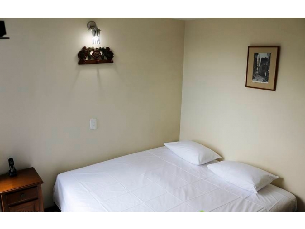 Alquiler apartamento Poblado Medellin en Manila con piscina — foto 3